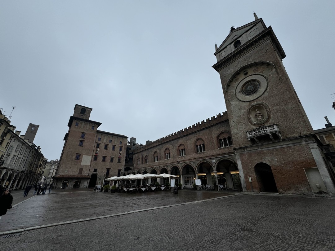 Нона прекрасный экскурсовод - всем советую открыть этот для себя и друзей