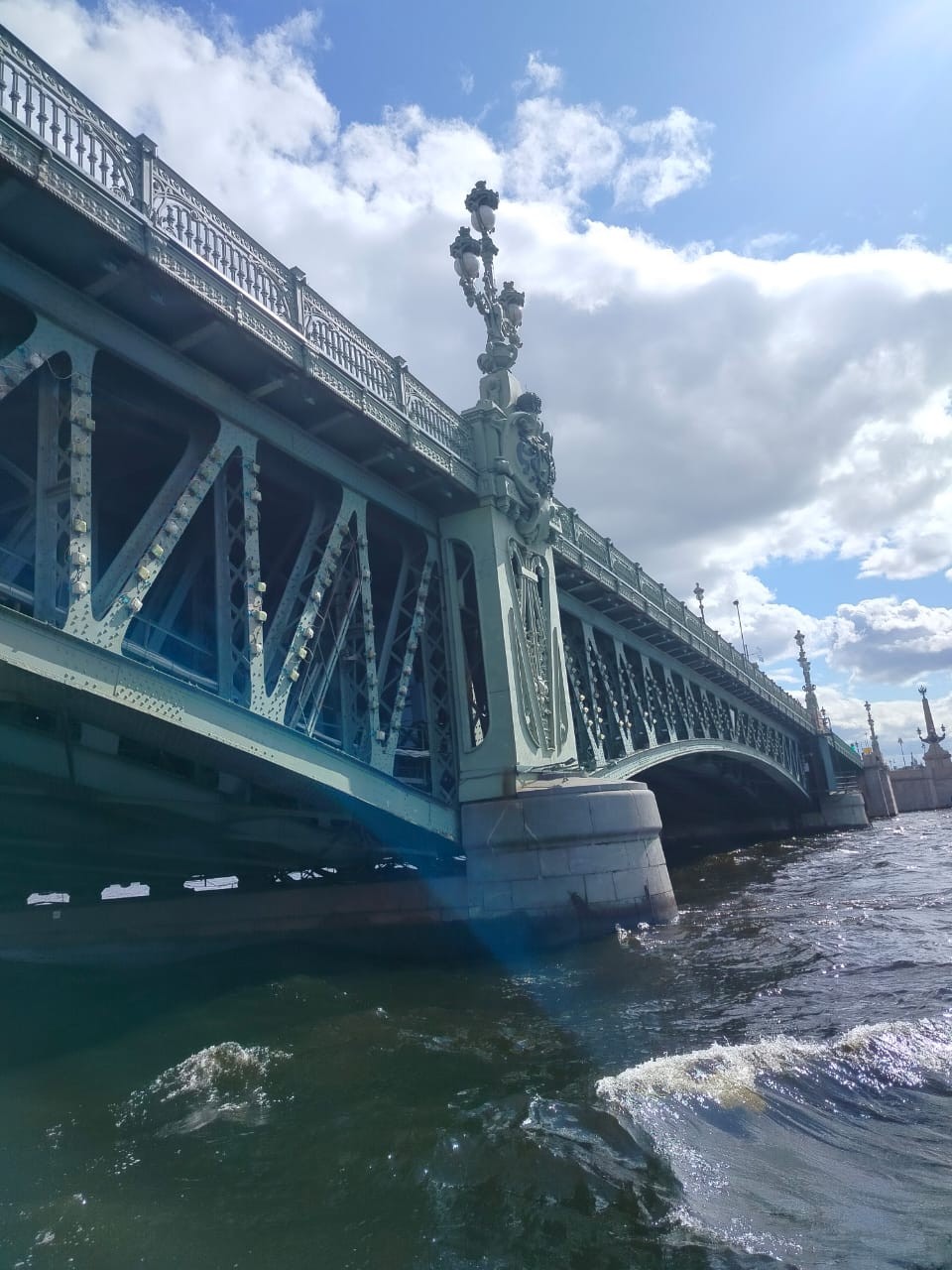 По Неве и каналам Петербурга - на теплоходе с аудиогидом (Нина)