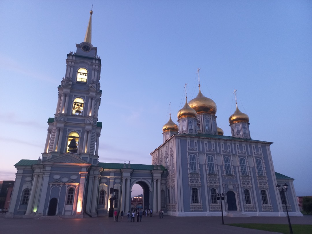 Экскурсия очень понравилась. Экскурсовод супер! Всё интересно, информативно, с душой и любовью к городу. 2 часа