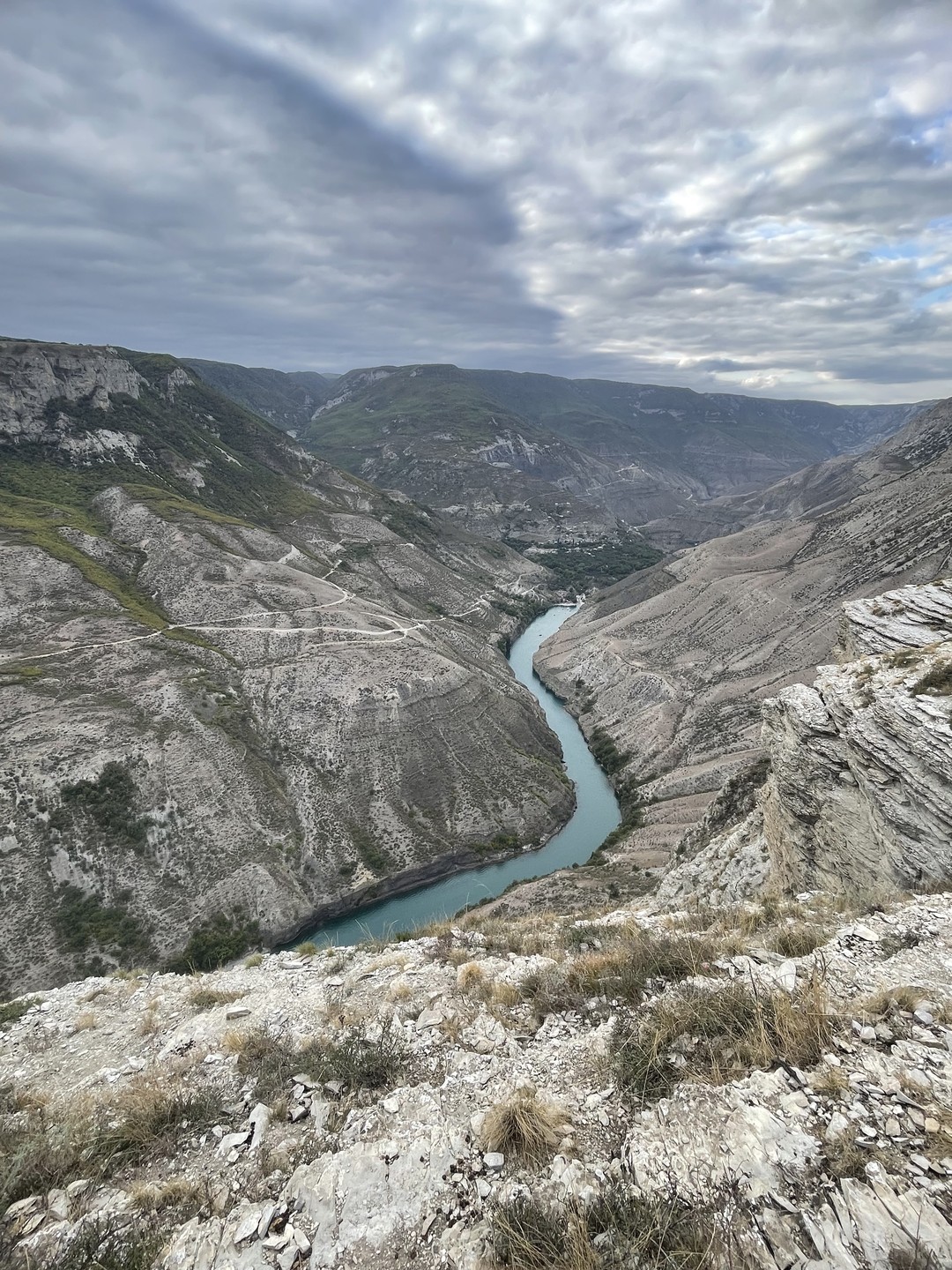 Сулакский каньон с разных точек: поездка с местным жителем (Илья)