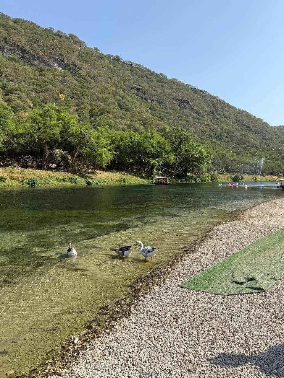 Спасибо гиду Алексею за то, что много рассказывал о жизни региона, истории и природе, а так