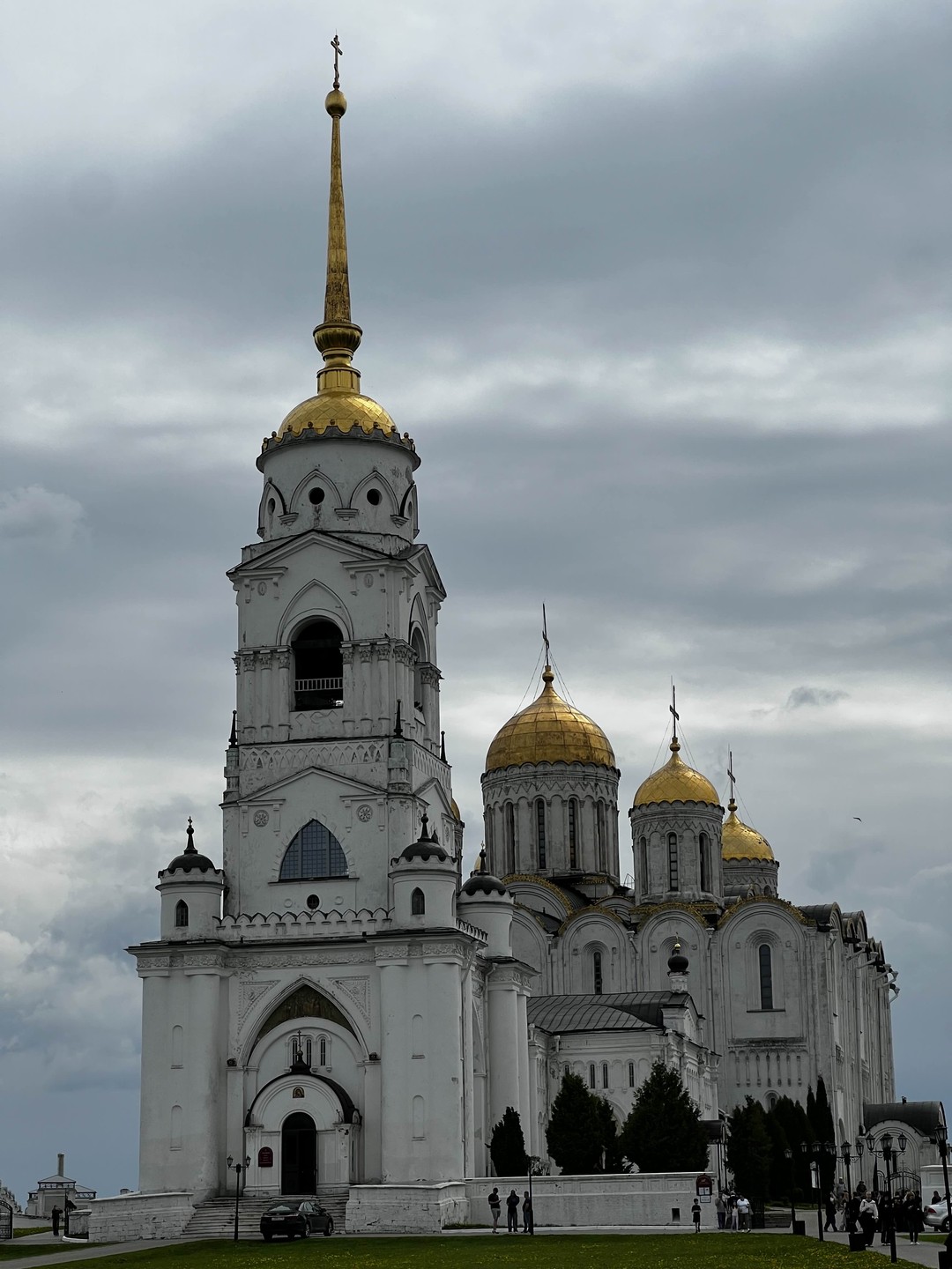 Очень классный маршрут. Смотрела статью, что можно посетить во Владимире за 1 день, с экскурсоводом прошли