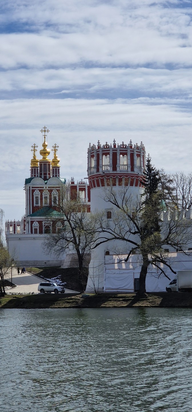 Чудесная экскурсия, мы остались полностью довольны. Утром в будний день группа была маленькой, получилась почти приватное мероприятие