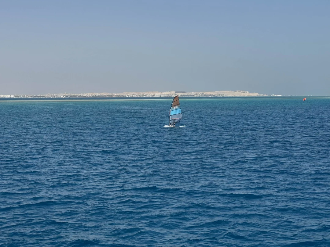 Ездили на яхте 19.11. Погода была отличная, море спокойное