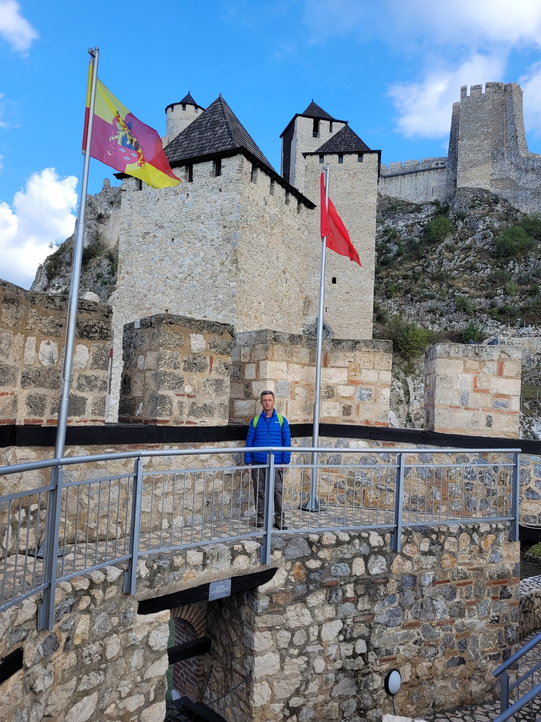 Прекрасный маршрут, интересный рассказ, море впечатлений. Мы посетили с Сашей 3 необыкновенно интересных места: Виминациум и