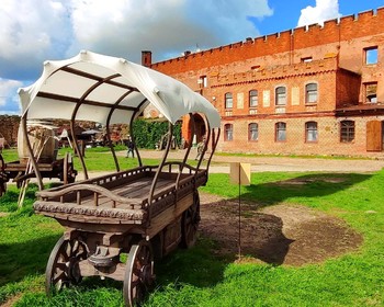 Средневековый замок, дегустация сыра и знакомство с Калининградом