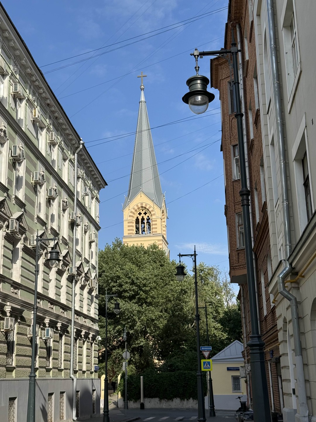 Москва непарадная, приветливая, милая. Индивидуальная экскурсия (Эвелина)