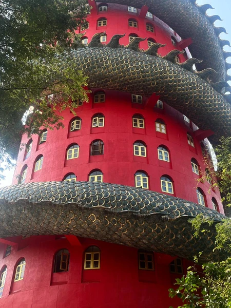 За один день мы посетили много завораживающих локаций