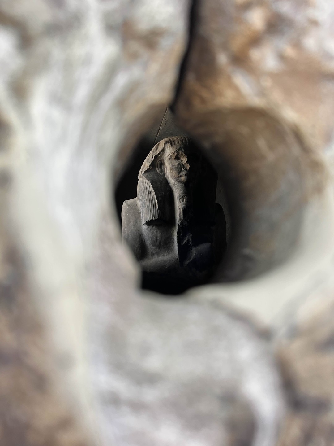 Мы путешествовали втроём - два взрослых и ребёнок почти четырёх лет - и прошли приватный двухдневный