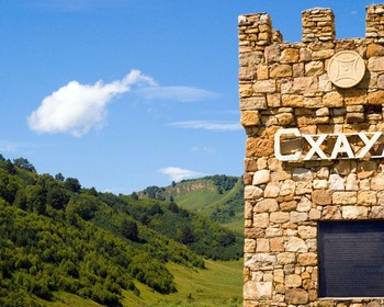 Фото отзыва 2: авторский тур "По Кавказу на джипах за 3 дня: Домбай, Хасаут и Гижгит"