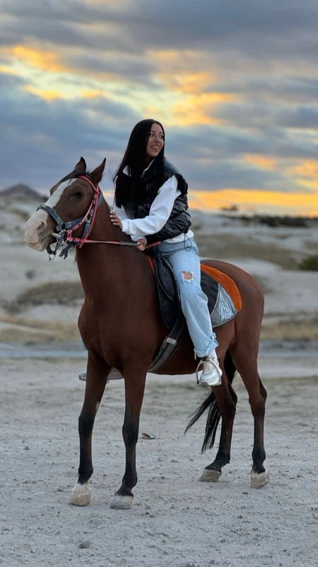 Конная прогулка по долинам Каппадокии - из Невшехира