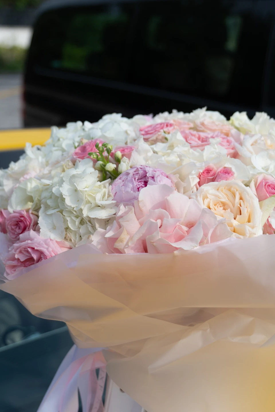 Смело доверил Гарнику один из самых ответственных моментов в жизни!) Тур и содержание особенно приятны -