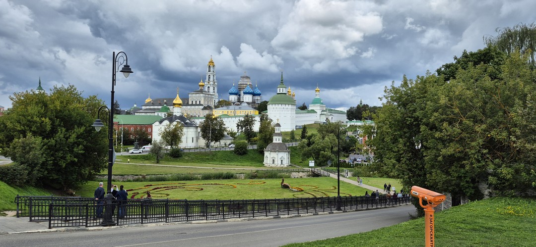 Сергиев Посад сквозь пространство и время (Клавдия)