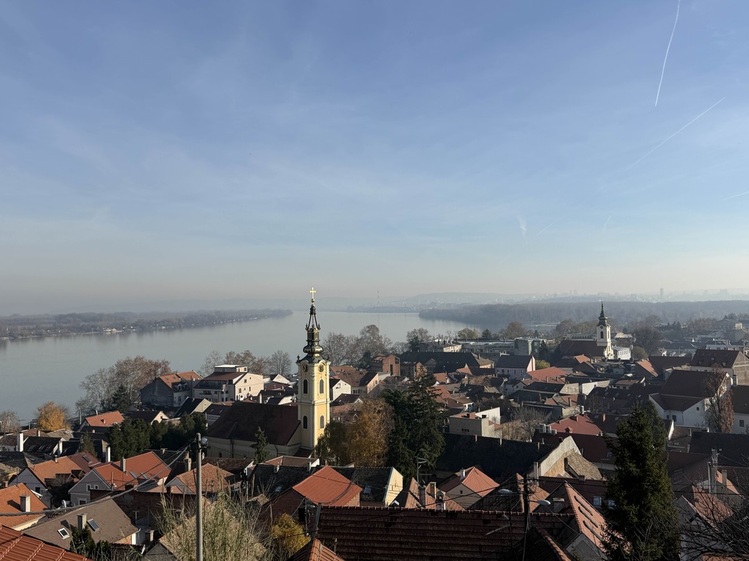 Идеально для быстрого, но очень содержательного знакомства с Белградом: переплетение новой и старой истории, архитектура и религия, люди и места