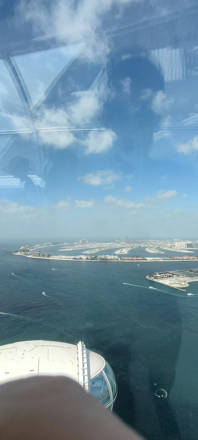 Всем привет! Благодарю Мухаммада за проведение экскурсии в Дубай! Он очень корректный,воспитанный и эрудированный гид, рассказал