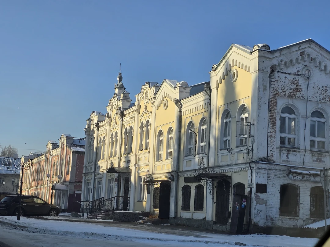 С семьей были несколько дней в Барнауле и попали на чудесную экскурсию к Инне. Понравилось всё: