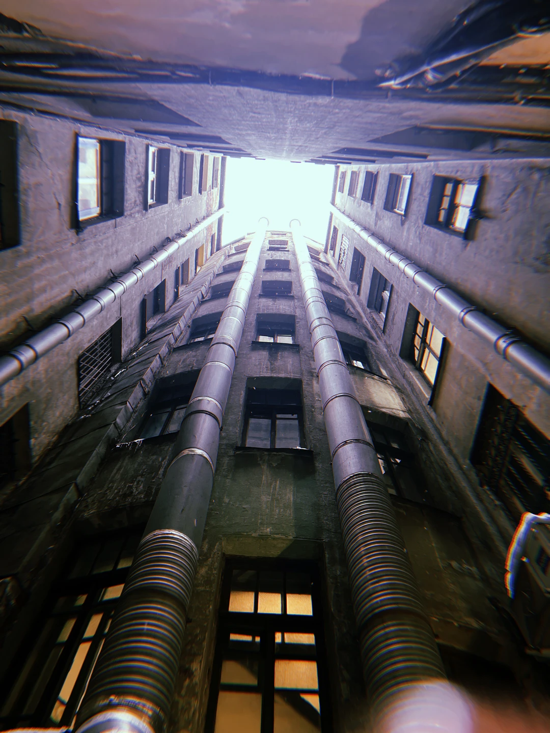 Секреты Петроградской стороны: дворы-колодцы, парадные и доходные дома (Ксения)