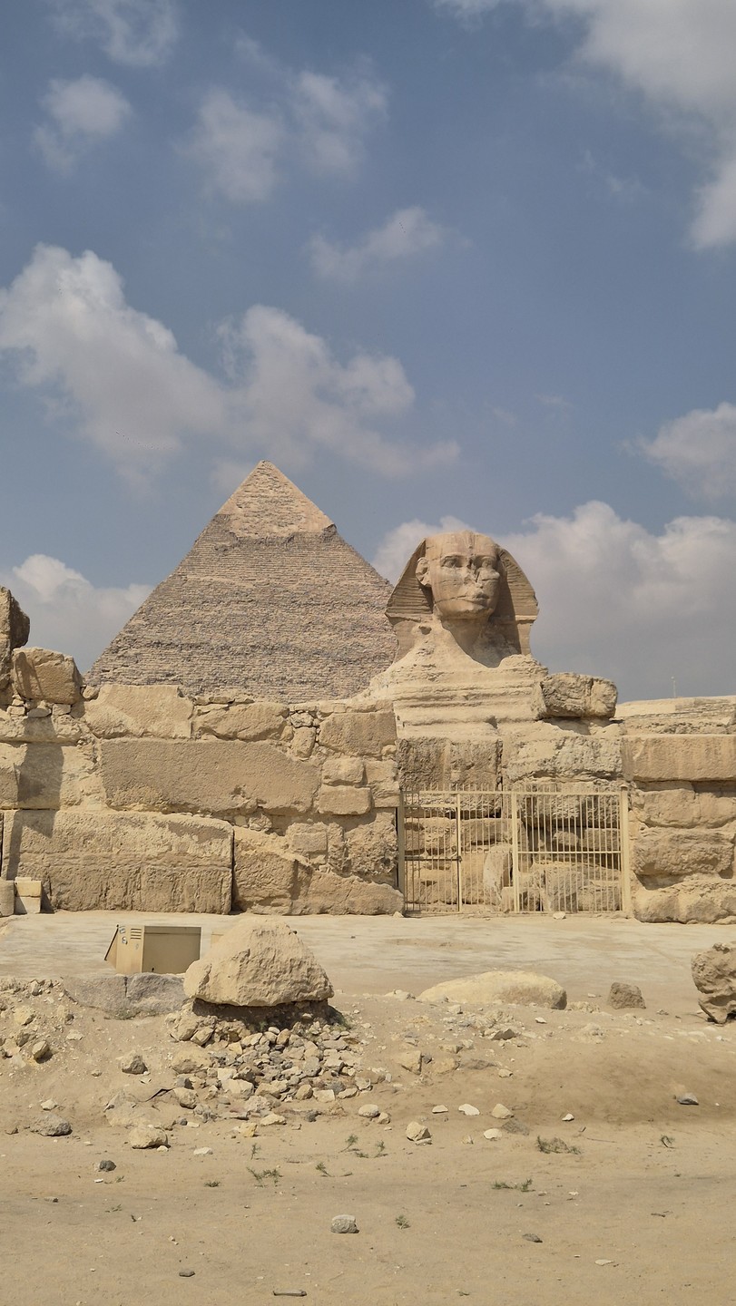 Огромная благодарность гиду Ашрафу за невероятную экскурсию по Каиру! Его глубокие знания истории, доброжелательность и искренняя