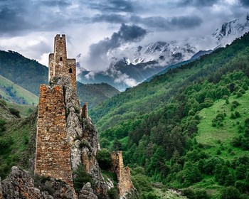 Куртатинское ущелье, Кармадонское и Даргавс