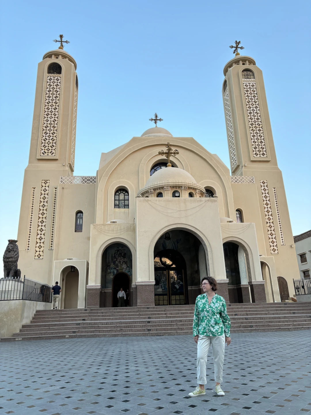 Посетила данную экскурсию- провела 3 ч в прекрасной компании с Анастасией. Много узнала о городе, хотя