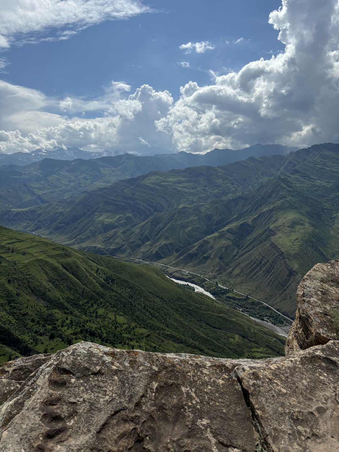 Отличный тур в качестве завершающего, прекрасное путешествие по долине Аварской койсу, шикарный вид, полнейший релакс! Но