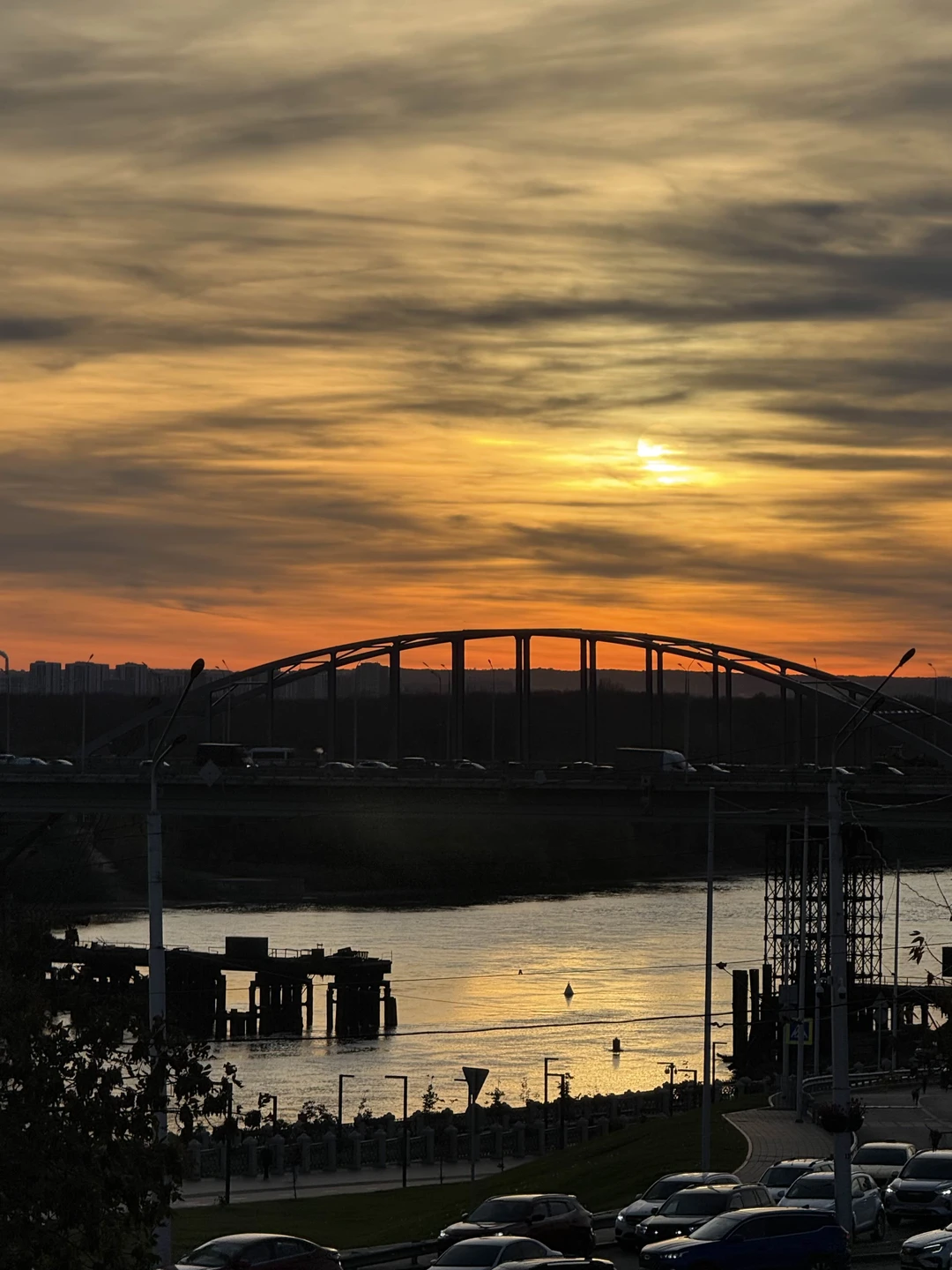Мария прекрасна!) во-первых она пунктуальна. Во-Вторых она любит свой город и понимает о чем рассказывает! В