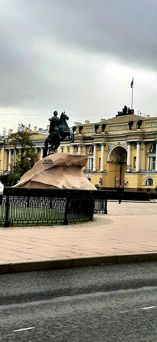Петербург - отдельный мир (Елена)