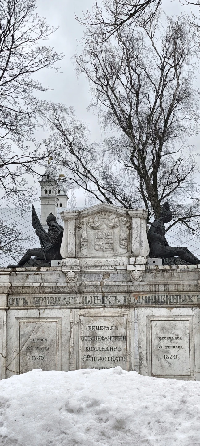 Экскурсия очень понравилась! Не смотря на то, что мы были вдвоём, Сергей провёл полноценную (почти 2.5