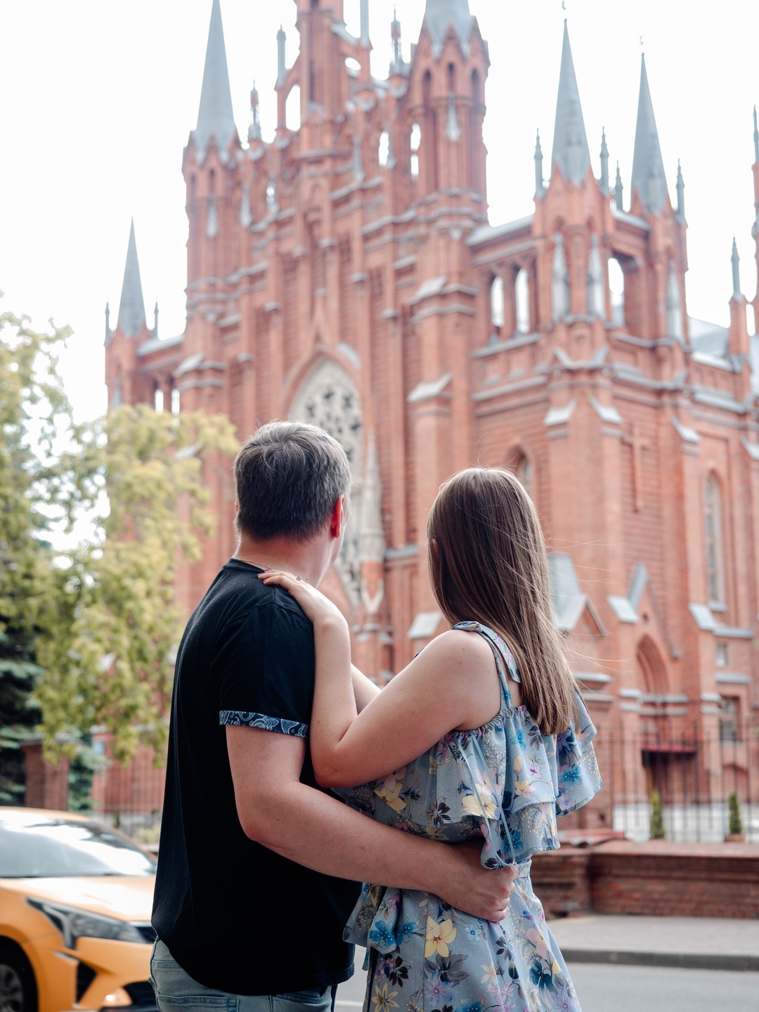 Фотопрогулка по Красной Пресне: архитектурные контрасты Москвы (Панаева)