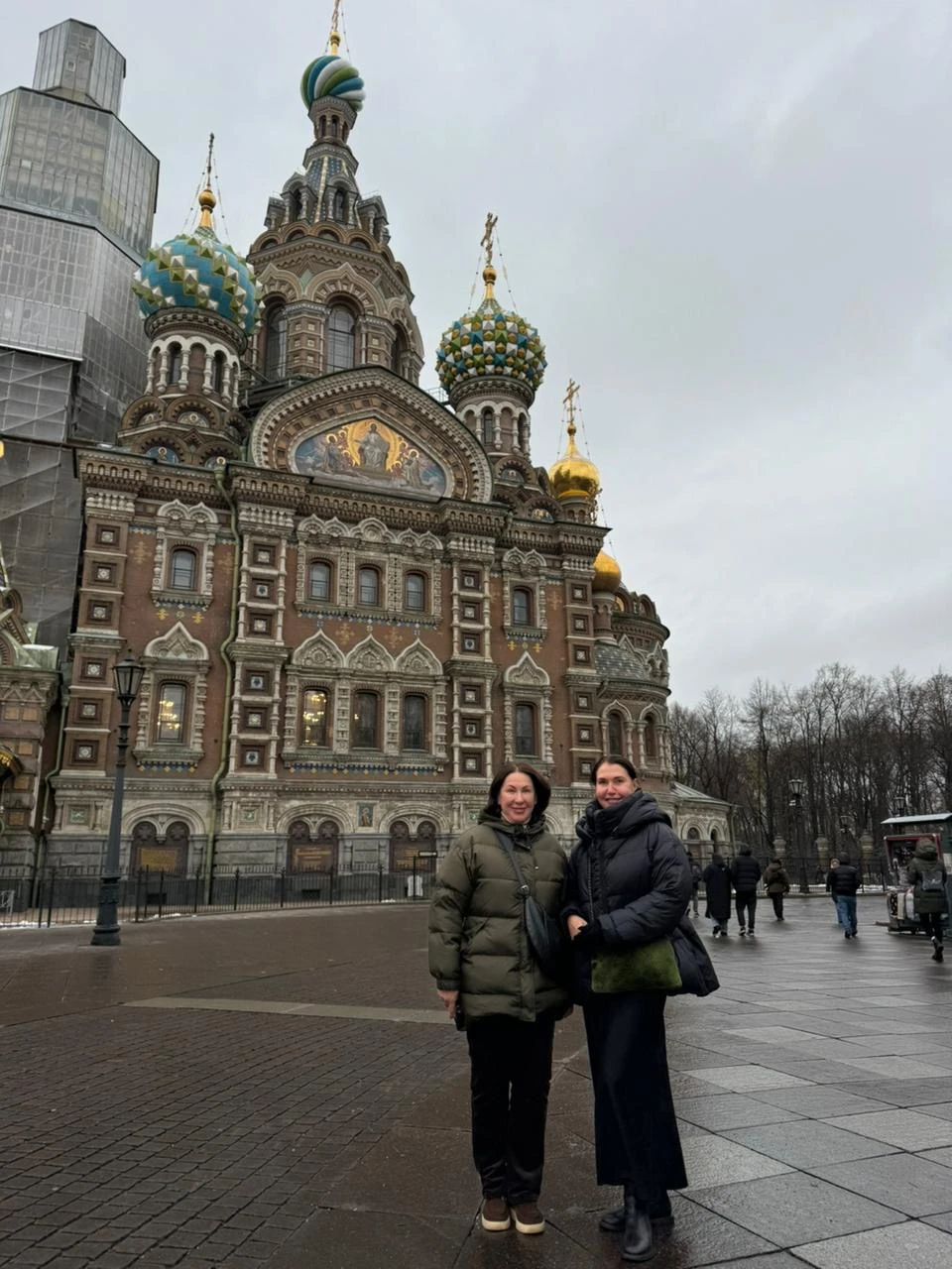 Экскурсию в Спас на Крови и Исаакиевский собор проводила гид Екатерина! 👏👏👏 Профессионально, великолепно изложен материал