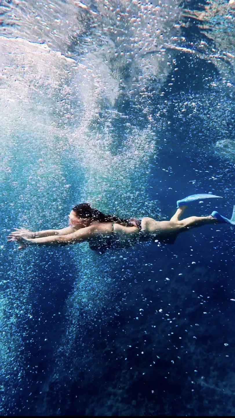 Отлично провела день в компании Анастасии, время экскурсии немного сдвинули в моих же интересов, из-за погоды,