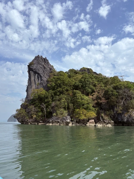 Прогулка на сапах по островам и пещерам провинции Пханг Нга (Павел)