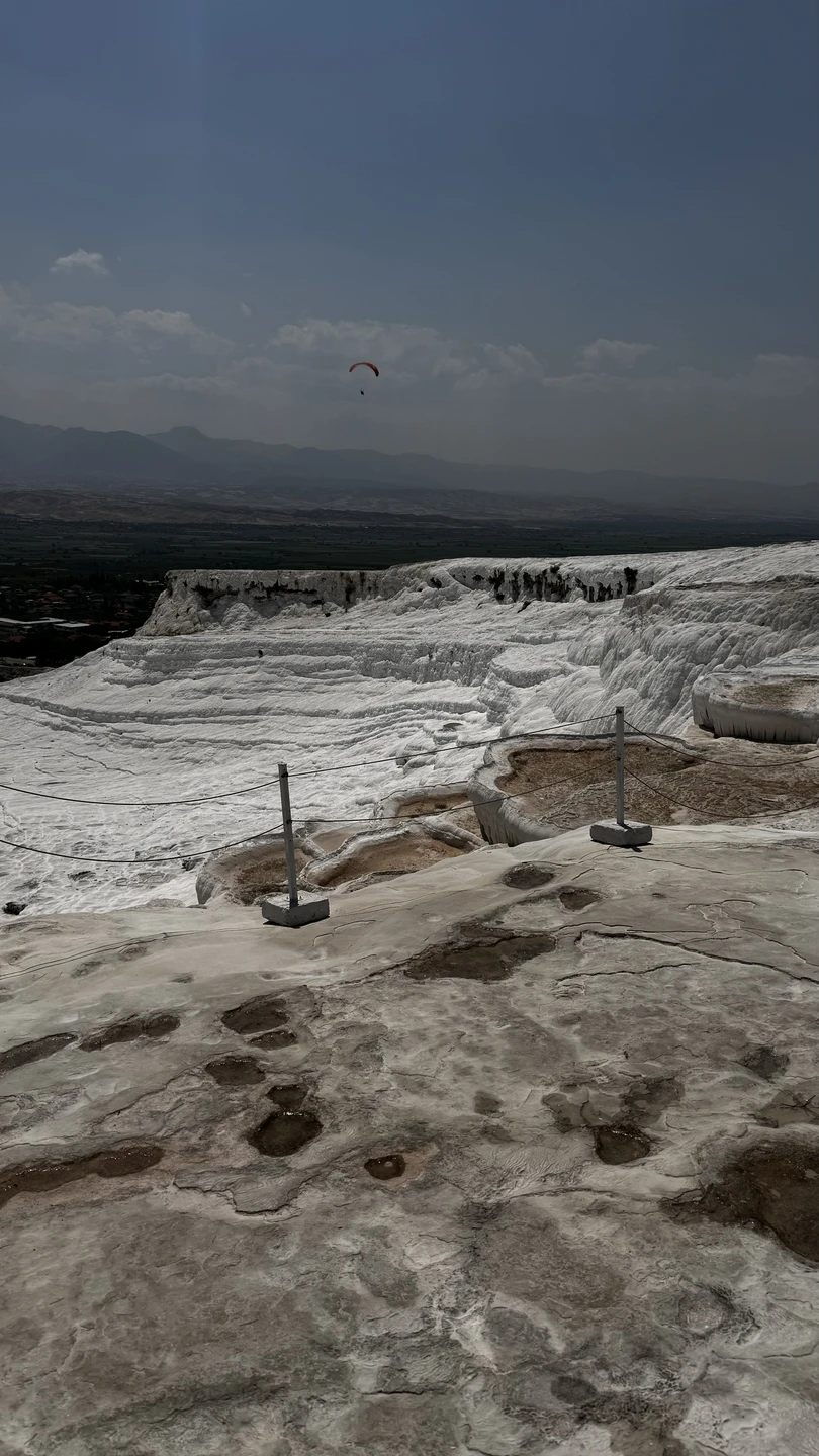 Нам очень понравилось, Угур отличный гид и рассказчик, места просто потрясающие, а какие виды шикарные увидели