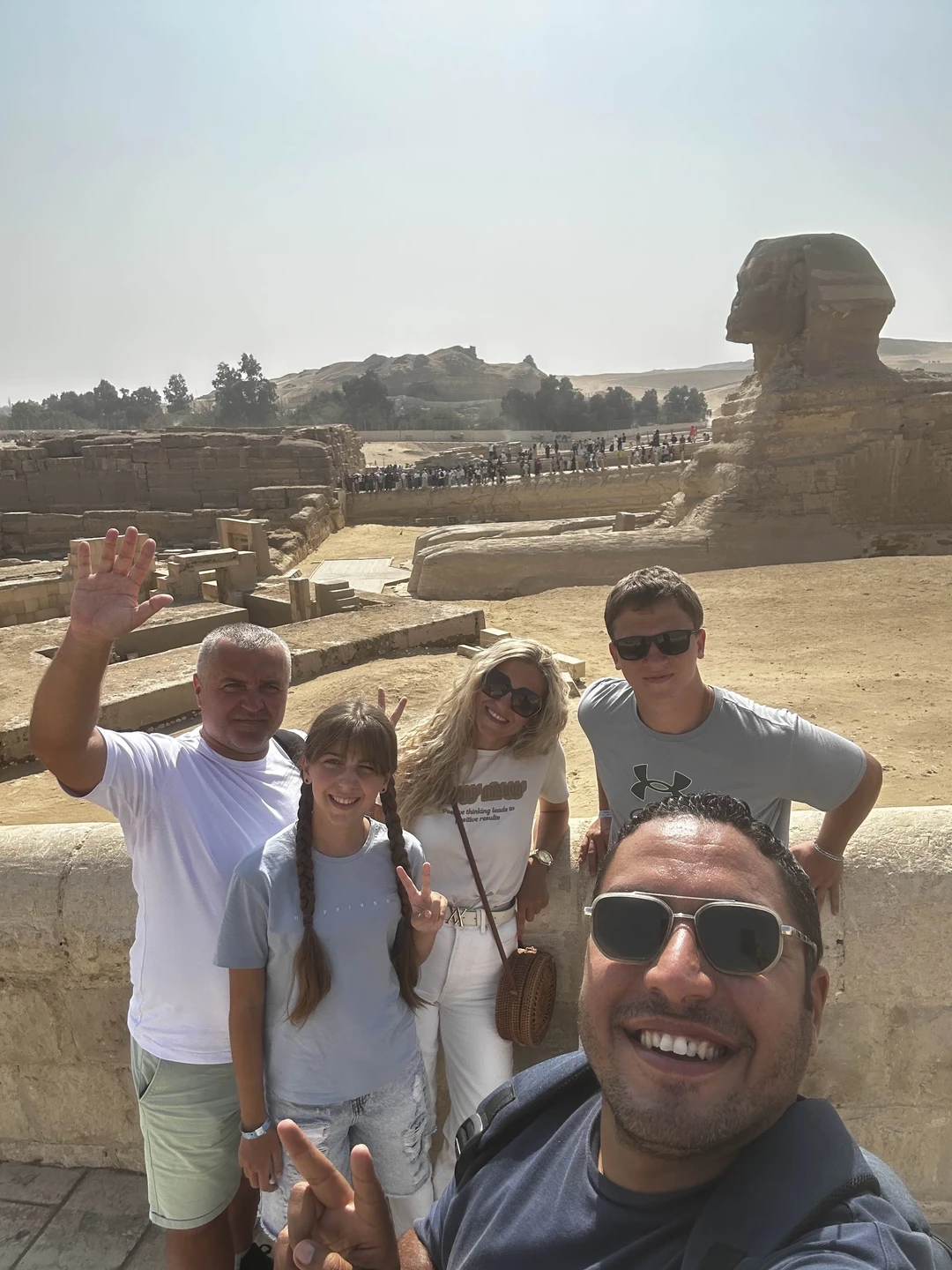 Экскурсию бронировала еще в России. Организатор Руби очень внимательная, все объяснила, ответила на все вопросы. Поездка