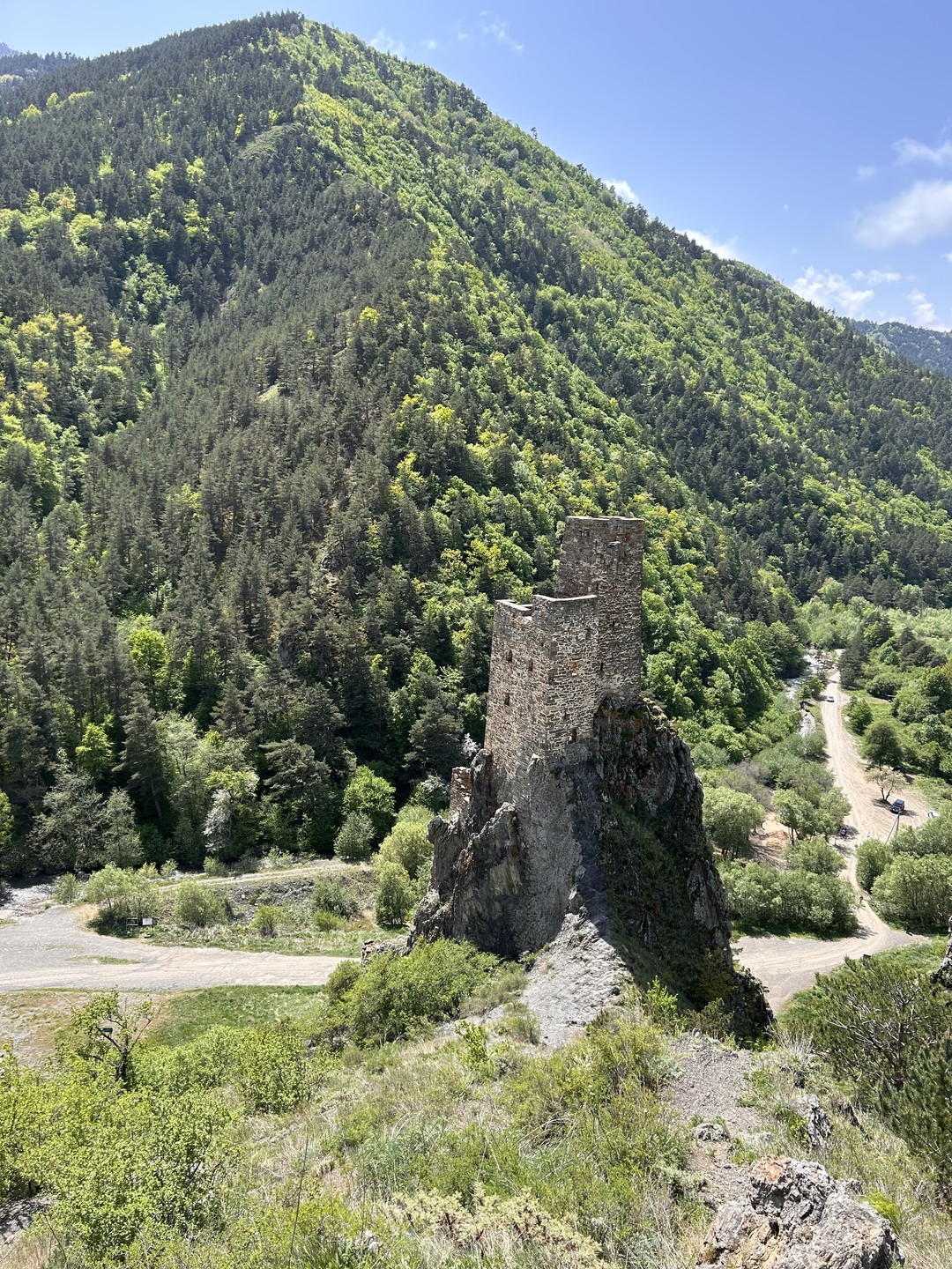 1 мая получился не просто праздник Весны и Труда, а ещё и праздник путешествия по удивительной Ингушетии с замечательной Ольгой.