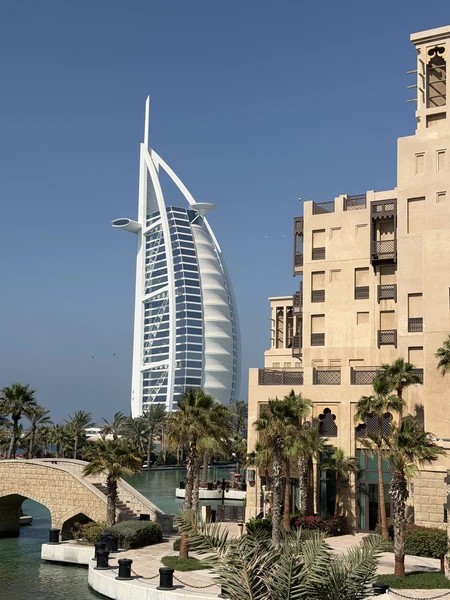 Прекрасно провели день в Дубае. Экскурсию адаптировали под ребенка 4-х лет. Без напрягла и суеты посмотрели