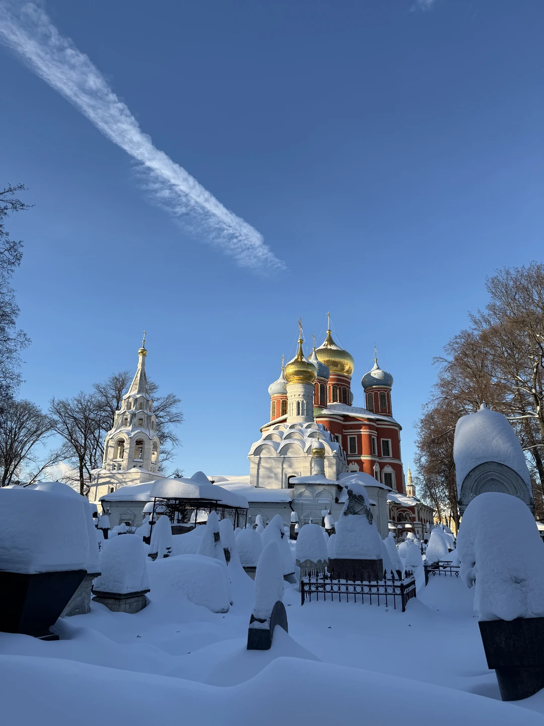 Познавательно провели время с Олесей. Увлекательно, приятно и даже мороз был не помехой! Очень богатая история этого места. Прекрасный гид! Спасибо