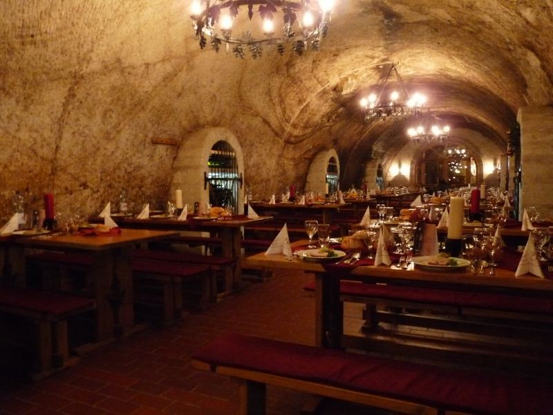 Шедевры венгерского барокко: королевский дворец в Гёдёллё и Эгер