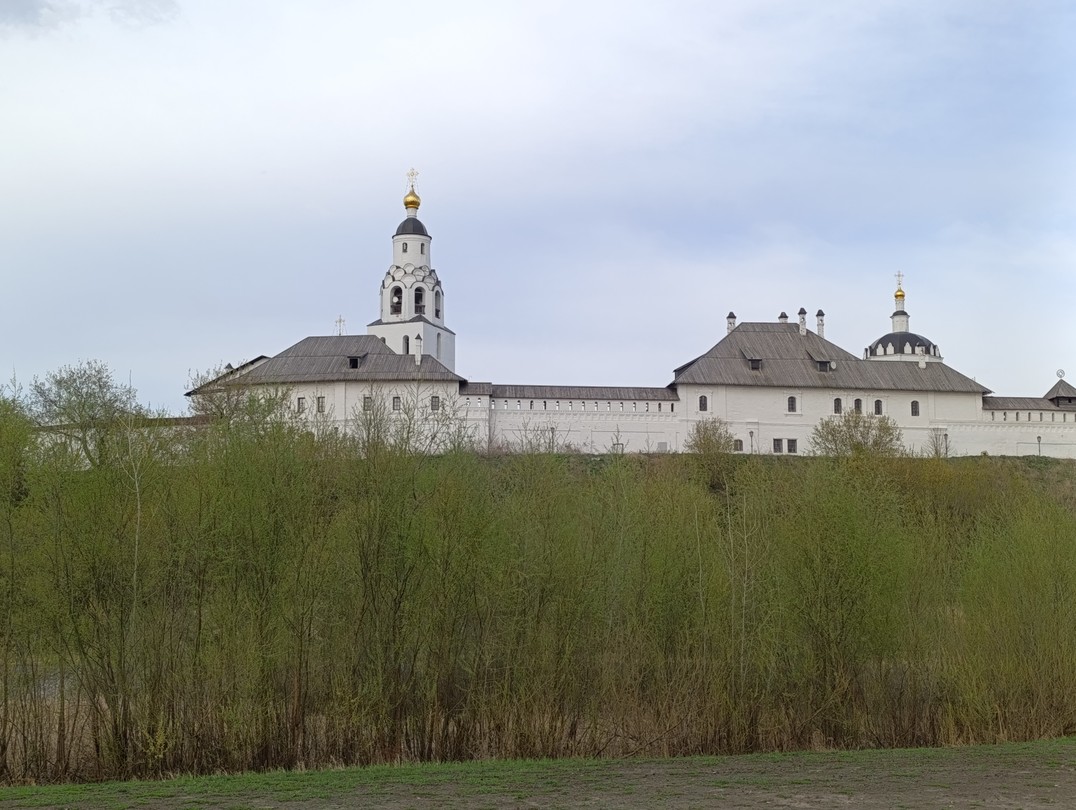 Культовые места Казани: Вселенский храм, Раифа и Свияжск (Ирина)