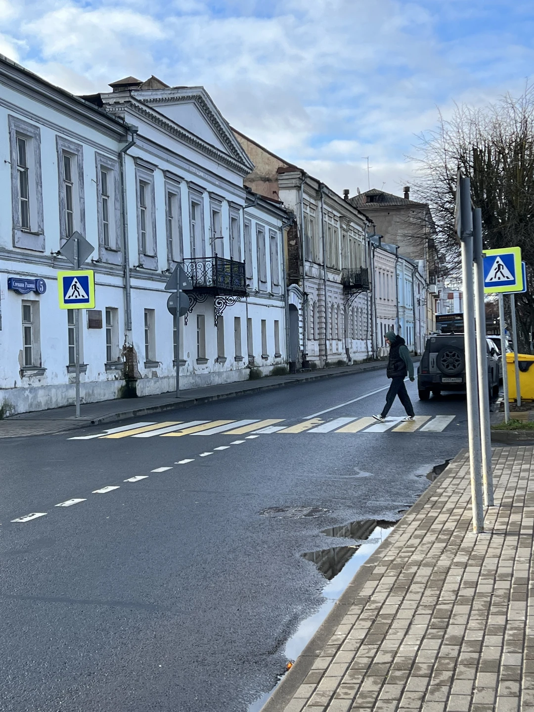 Потрясающая экскурсия! Время пролетело как один миг. Алексей настолько увлеченно рассказывает, что ты ощущаешь себя путешественником