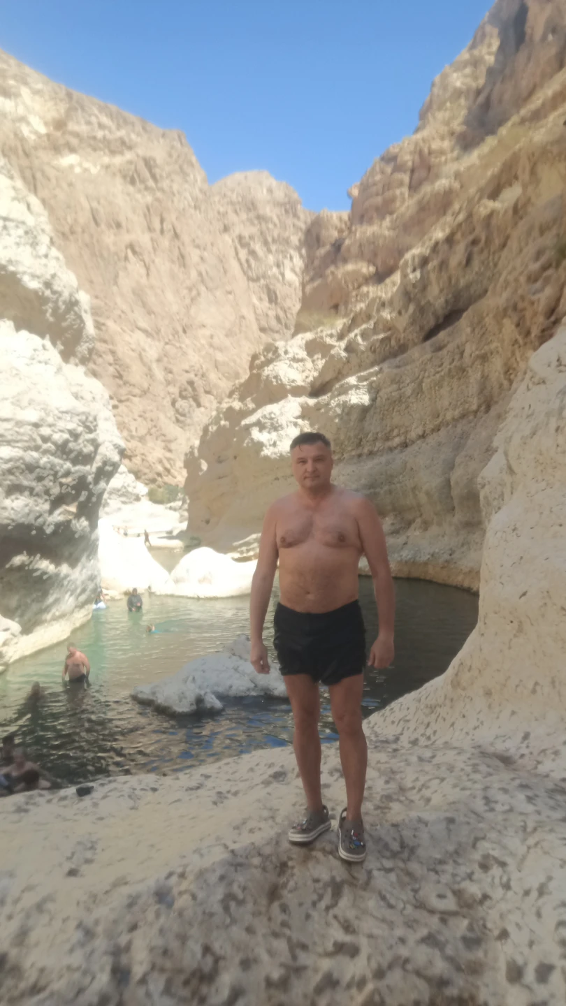 Большое спасибо гиду Марине! Очень интересное путешествие. Уважительное и заботливое отношение к туристам. Узнал много информации