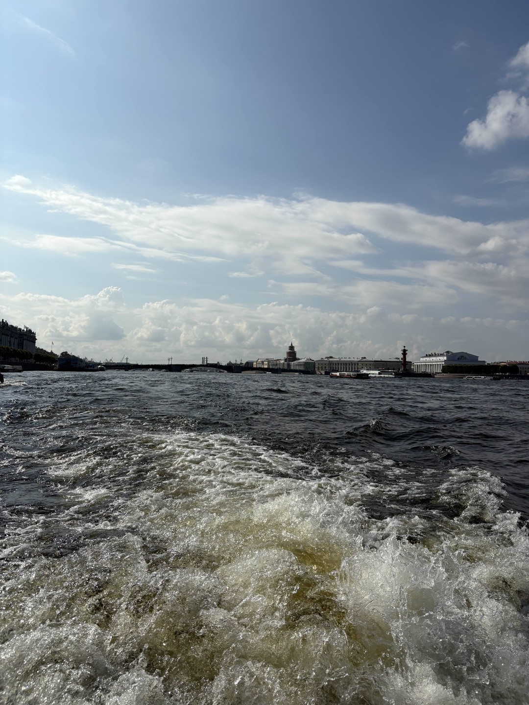 Спасибо большое капитану Сергею за классную часовую прогулку🙏🙏🙏