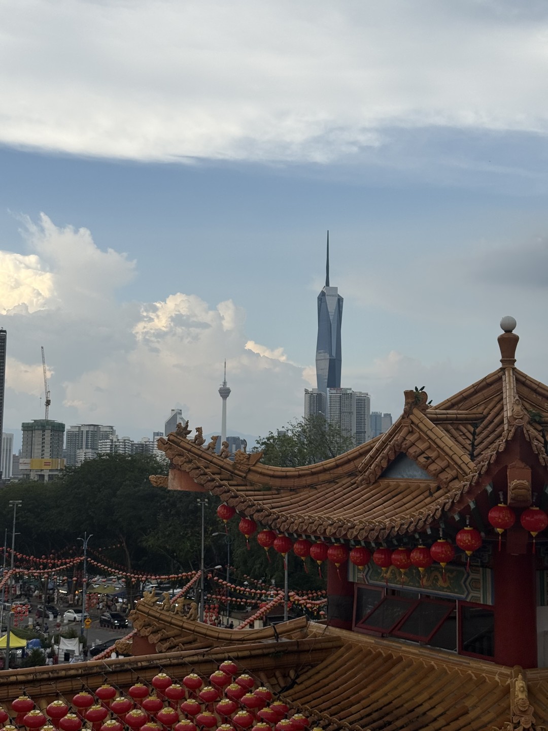 Отличная экскурсия и времяпрепровождение! Прилетели в Малайзию буквально на пару дней, чтобы отметить день рождение мамочки