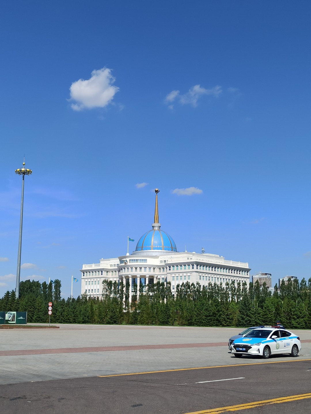 Добрый день, очень понравилась экскурсия и город, чисто, солнечно, красиво. Единственное, чего нам не хватило, это