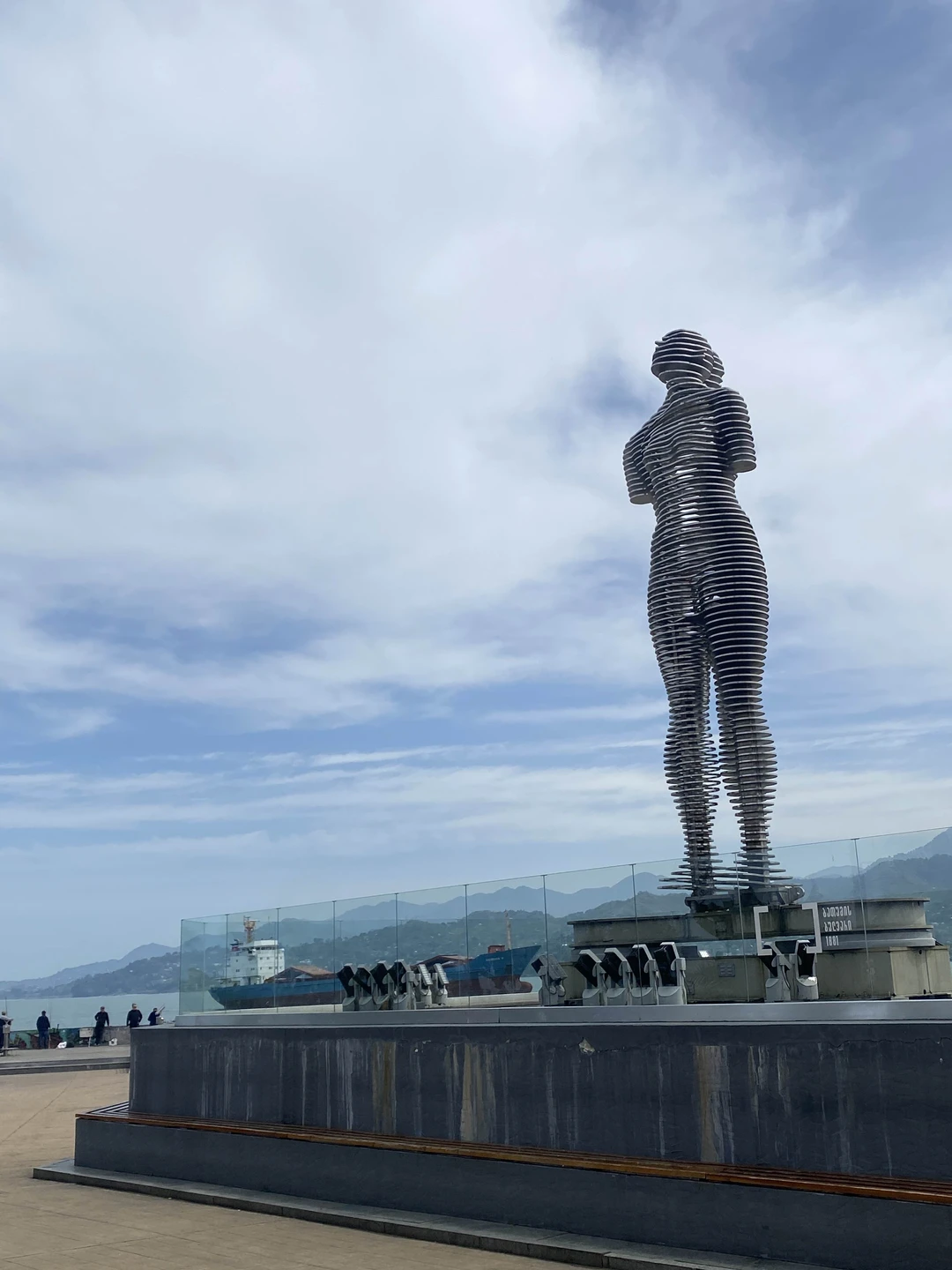 Колоритный Батуми - с коренным аджарцем (Roman)