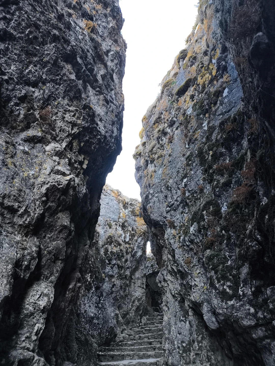 Ой, приехали из Уфы в гости в Дагестан, очень комфортная поездка, как будто едешь, гуляешь со