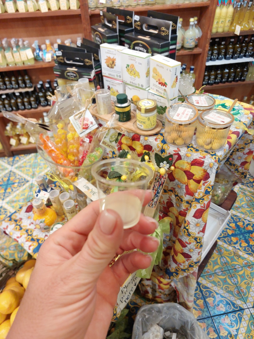 Были в Риме в первый раз. Решили сразу познакомиться не только с историей, но и с