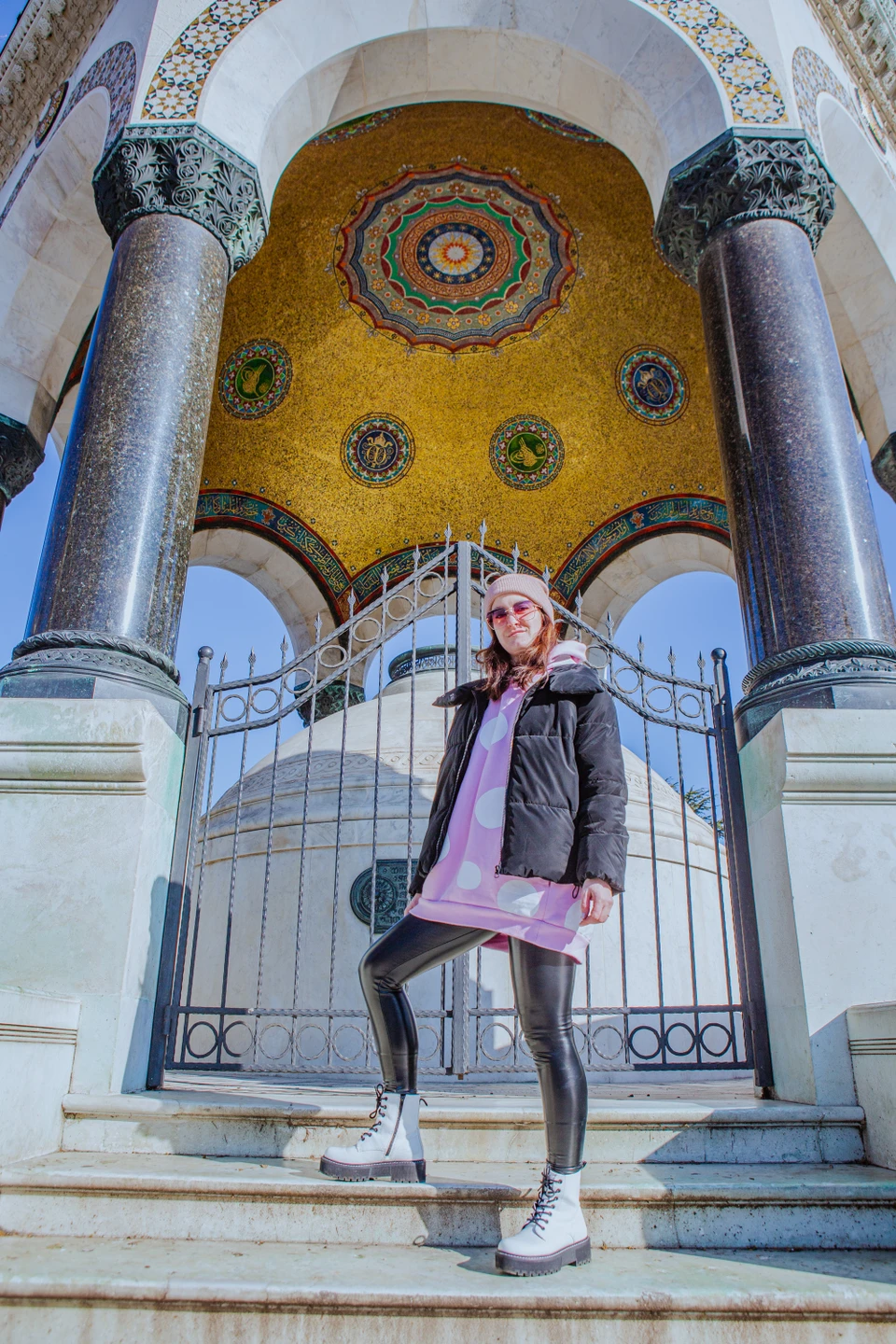 Фото-прогулка замечательная. Всё понравилось. Фотографии красивые.