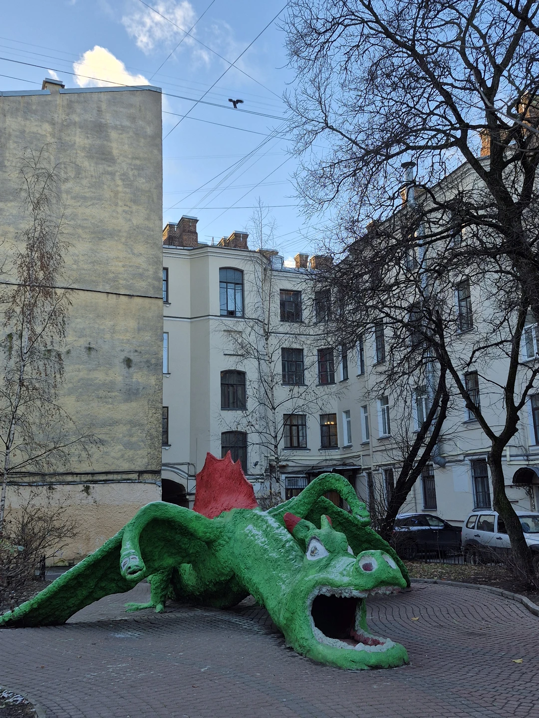 В целом мне понравилась экскурсия. Мне стало более понятно что из себя представляет Васильевский остров. Мне