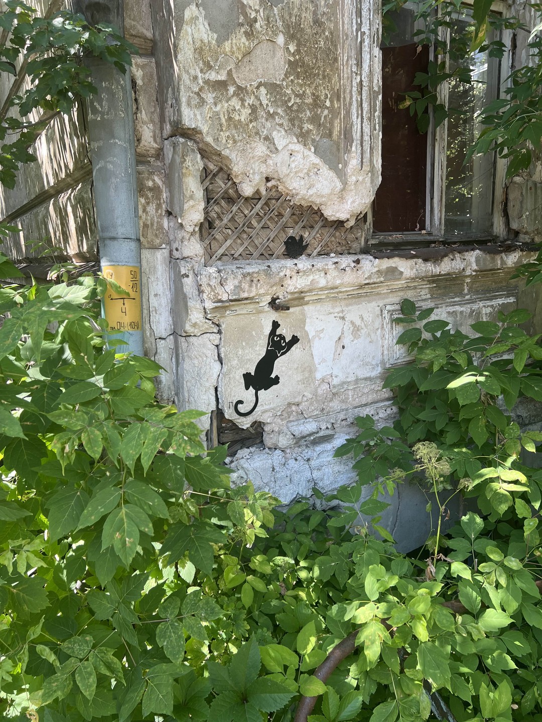 Проходили квест семьей с детьми 13 и 16 лет. Очень удобно, что начало на Звездинке. К